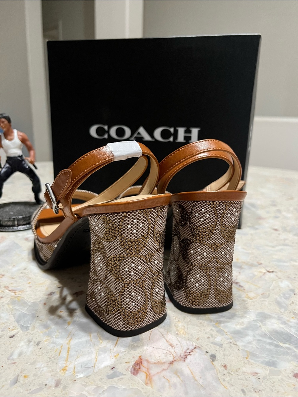 Coach Platform Sandal In Crystal Signature Jacquard NIB - Picture 2 of 13